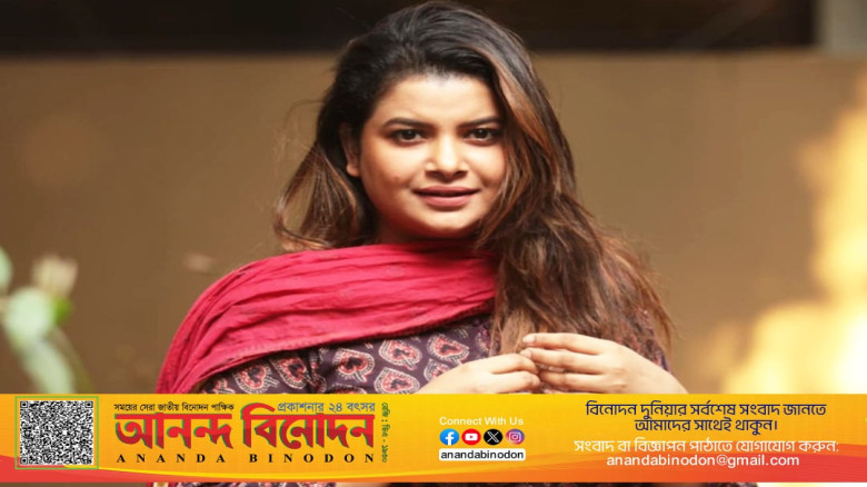 "কই যাবো আমরা?" — রাজনীতি নিয়ে ক্ষোভ ঝারলেন অভিনেত্রী শবনম ফারিয়া