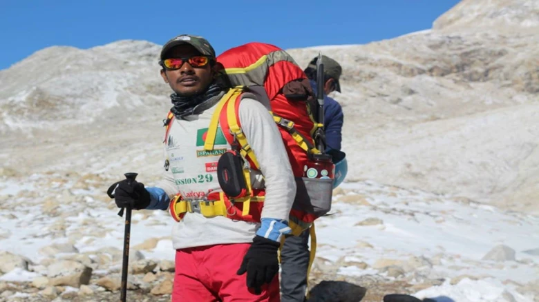 অভিনেত্রী বন্যা মির্জার বাবা আর নেই, শোকের ছায়া