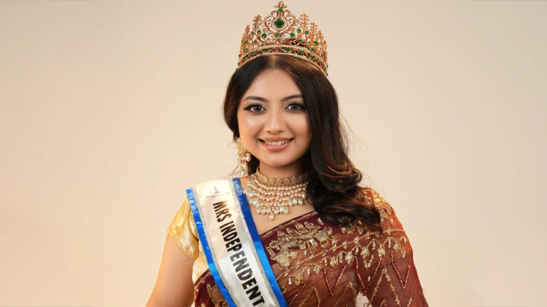 আন্তর্জাতিক মঞ্চে বাংলাদেশের গৌরব, ‘মিসেস ইন্ডিপেন্ডেন্ট ইন্টারন্যাশনাল’ জিতলেন তমা