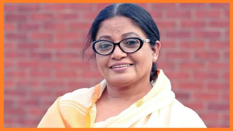 নীলু ভাবি’ হয়ে আজও দর্শকের হৃদয়ে ডলি জহুর, শত শত চিঠির স্মৃতিতে আবেগঘন কিংবদন্তি অভিনেত্রী